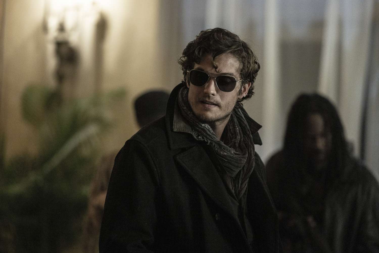 ‘Fear the Walking Dead’ showrunners explain premiere return of Troy Otto