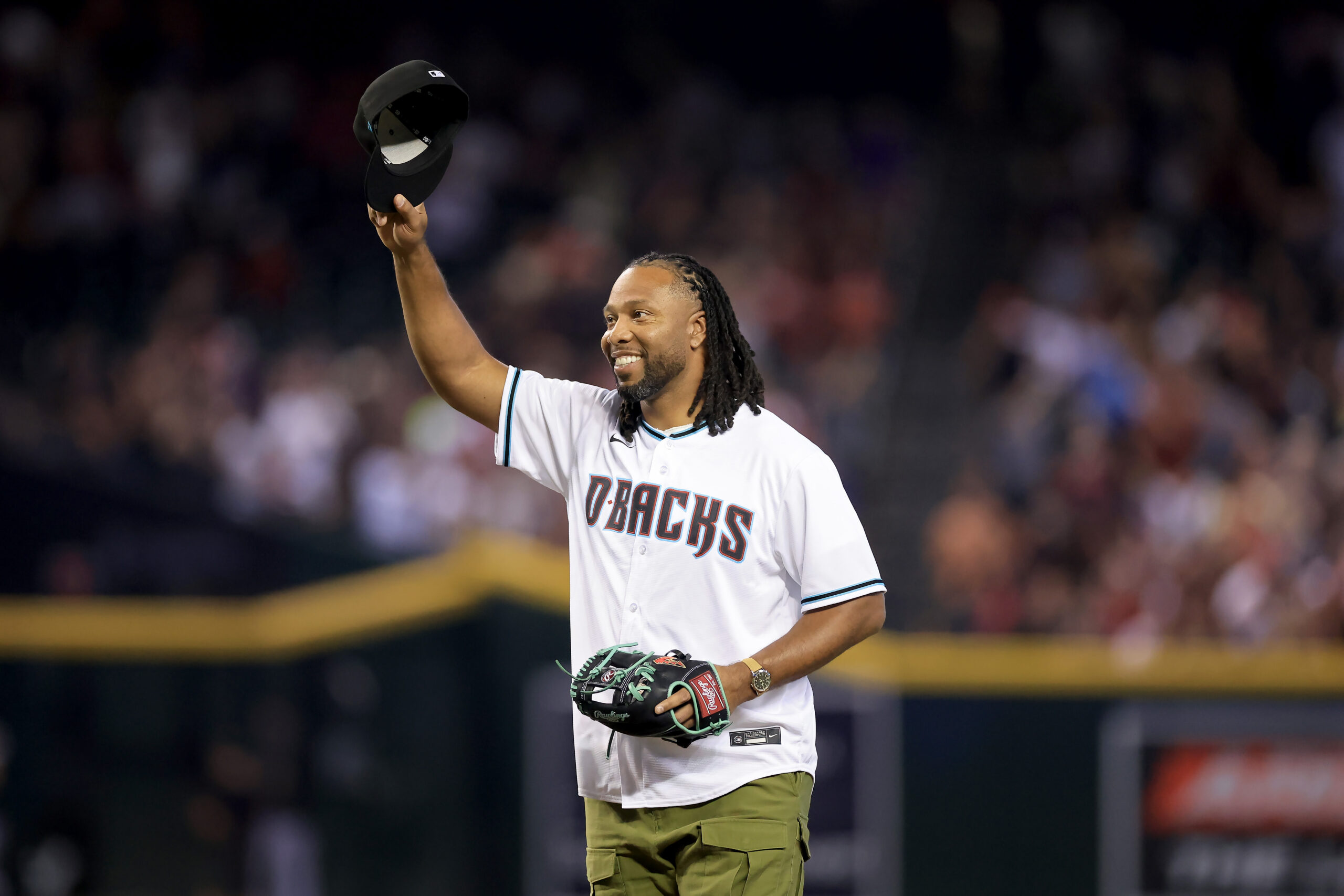 6 big-name celebrities who are huge Diamondbacks and Rangers fans