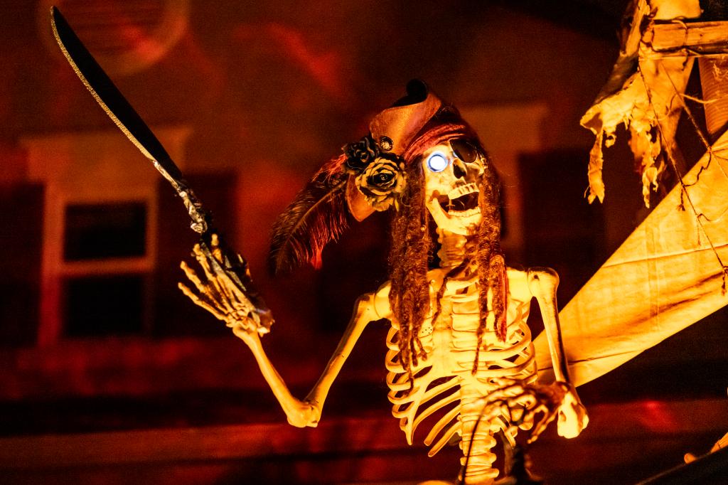 Feng shui fail: 5 ways your Halloween decor is bringing in bad…