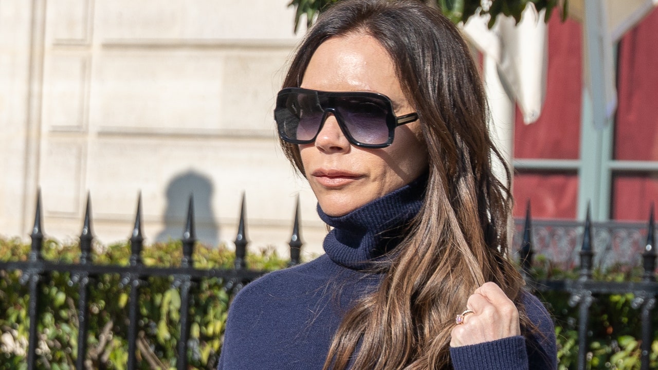 Victoria Beckham’s Milky Nude Manicure Is A Celebrity Favourite For A Reason