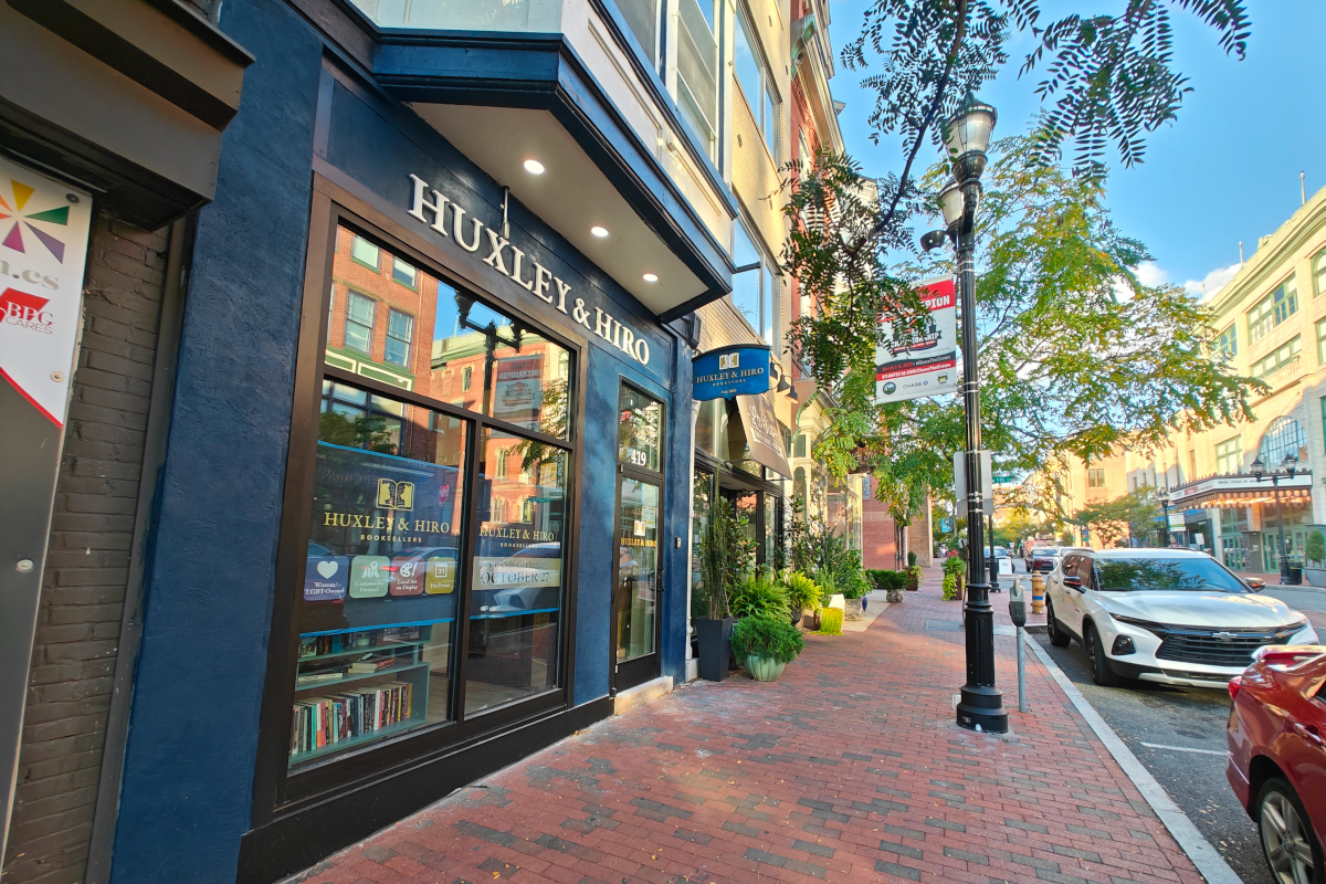 Huxley & Hiro brings back Market St. bookstore