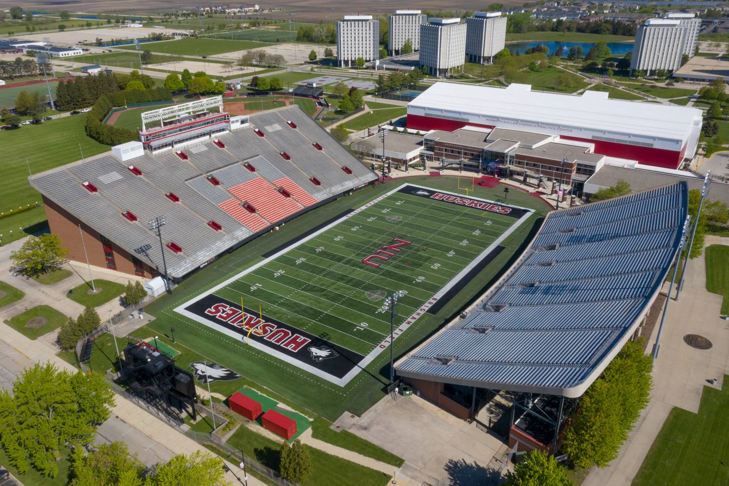 NIU announces plans for new $4M athletics nutrition facility