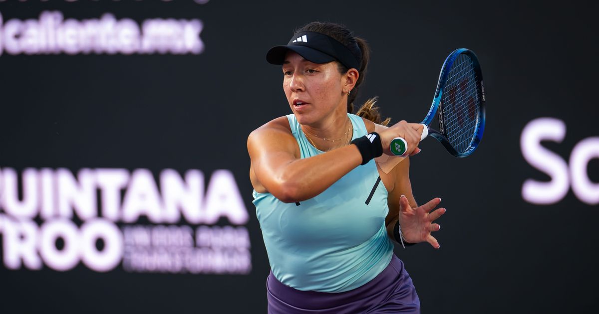 Pegula tops Rybakina to secure opening win at WTA Finals