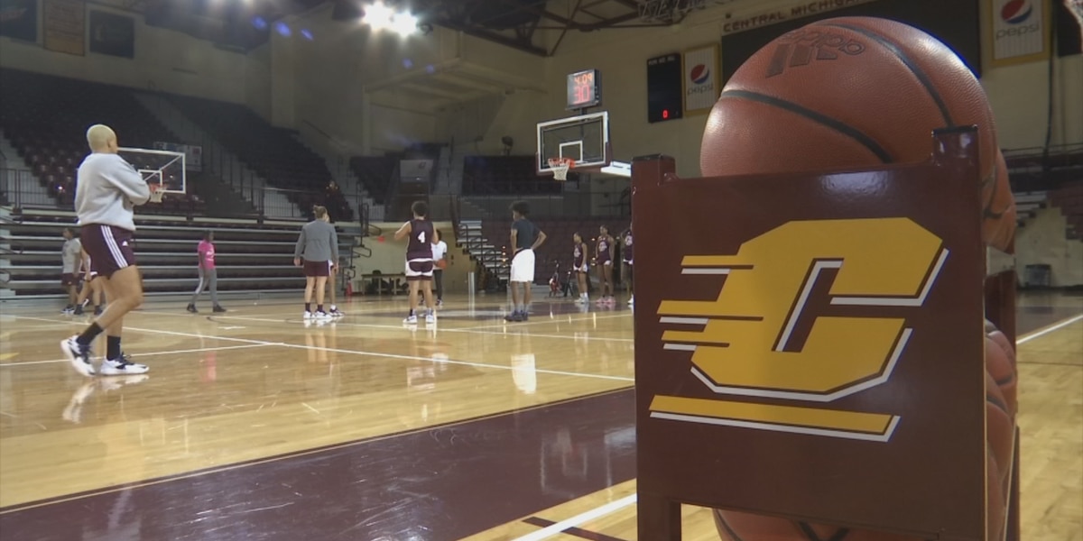 CMU holds media day for women’s, men’s basketball