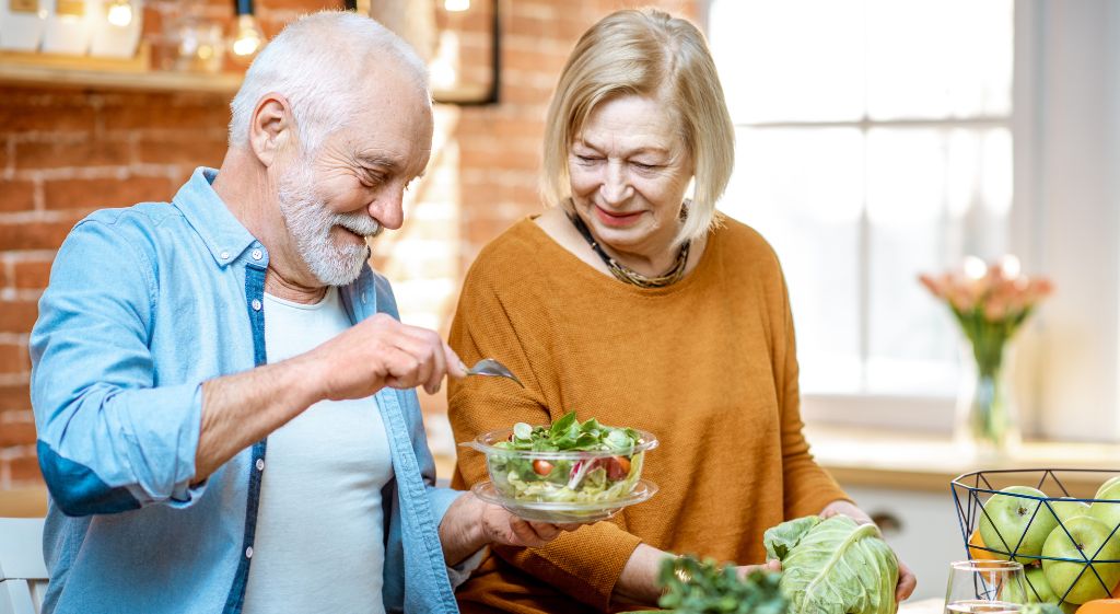 The Two-Way Relationship Between Nutrition and Aging