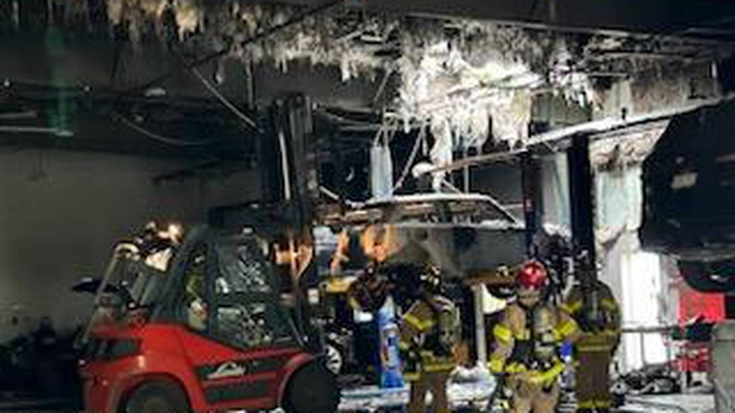 Electric car’s lithium-ion battery may have ignited, caused fire in Bloomfield, police say