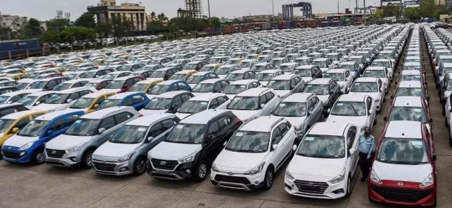 FY2024 में Auto Sector के अंदर देखने को मिलेगा उछाल, ग्रामीण क्षेत्र में असमान मानसून का दिख सकता है असर – Auto sector to see moderate growth in FY24, uneven monsoon’s impact on rural demand a concern: ICRA