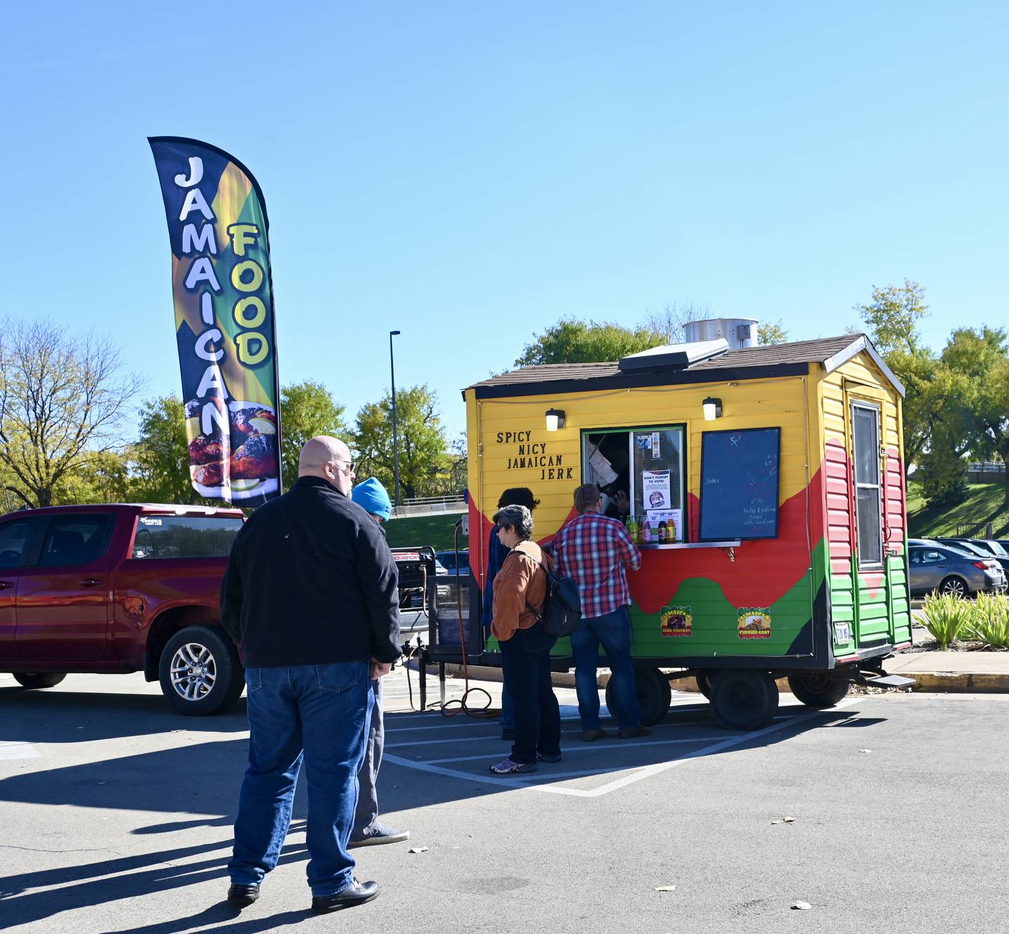 Food trucks battle to raise money for Ottawa Community Food Basket