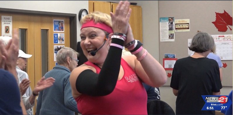 Redmond fitness trainer celebrates breast cancer journey with her students