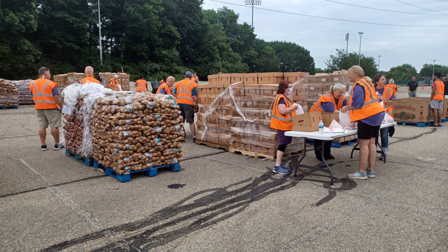 ‘Individuals who need support;’ Mass food distribution provides food to hundreds of people in need