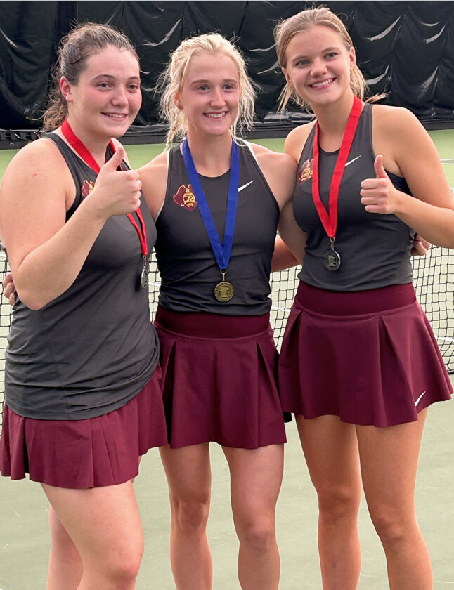 Blue Earth Area tennis trio set for state individual meet