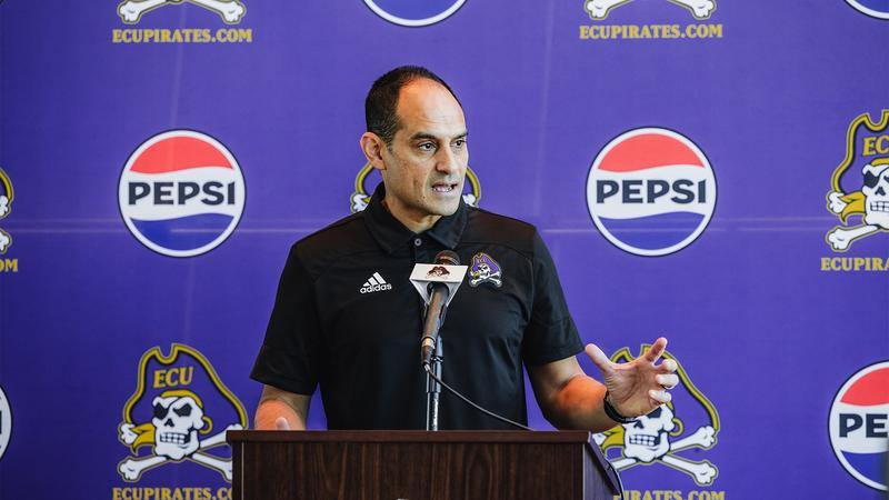 Men’s Basketball Holds Local Media Day – East Carolina University Athletics