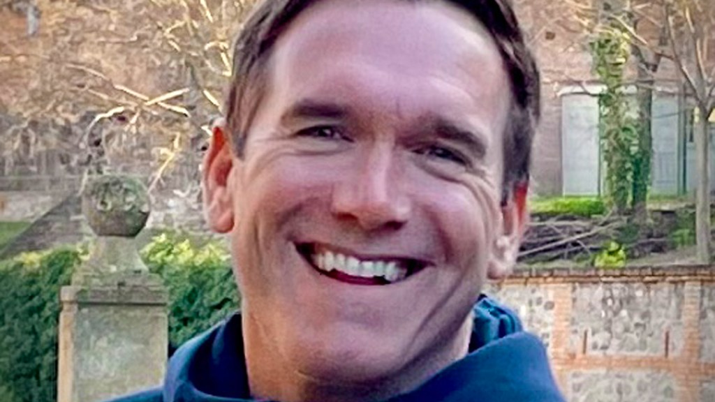 Stephen Emery Dies: Big Swell Entertainment Producer Was 46