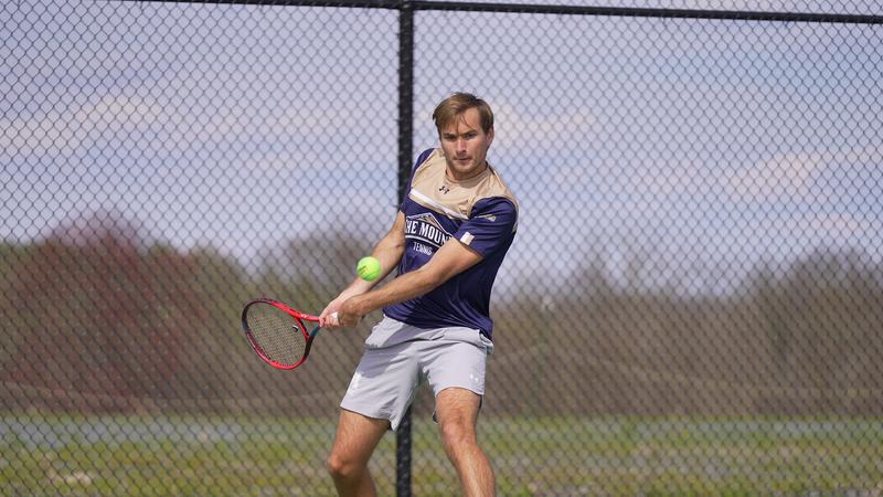 Mount Men’s Tennis Defeats Morgan State, 5-2, to Close Out Fall Schedule – Mount St. Mary’s University