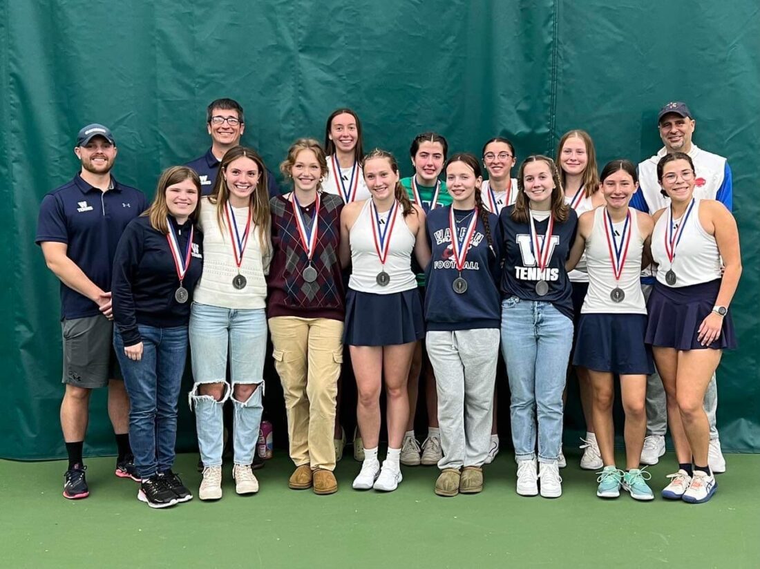 Warren girls tennis team drops D10 final