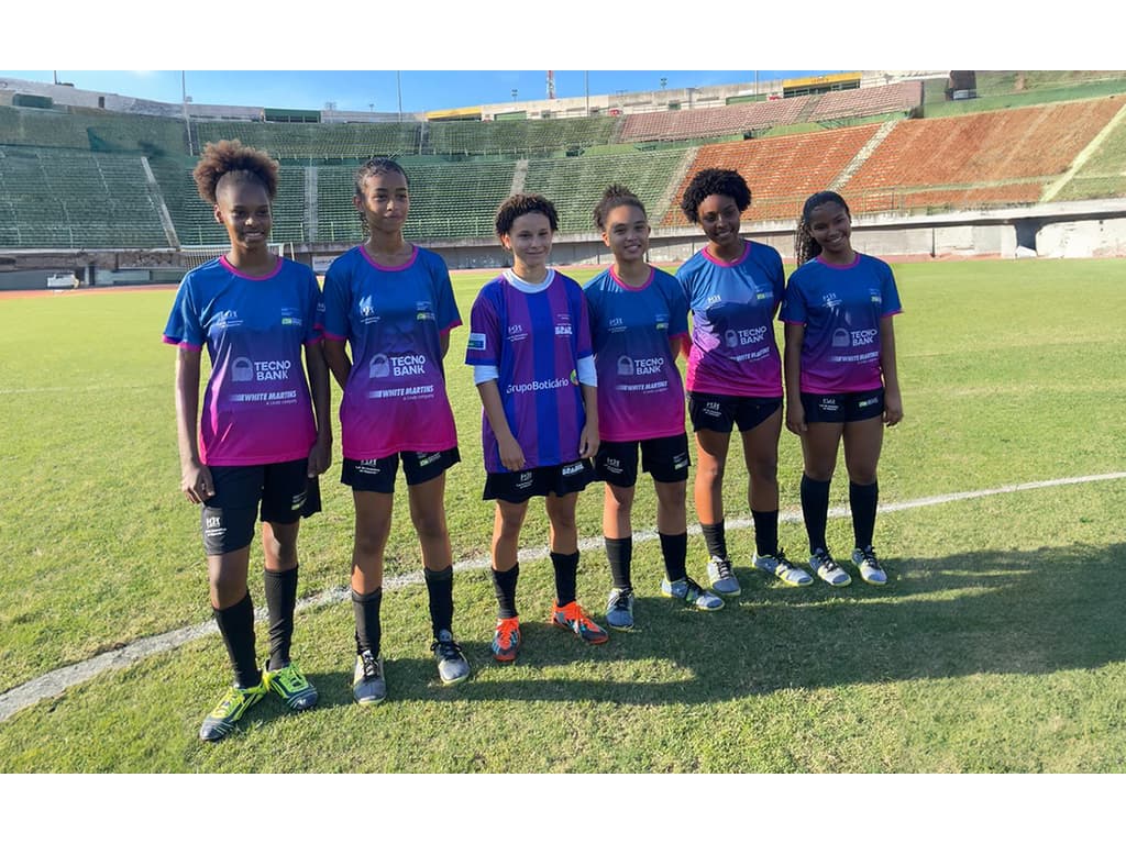 Meninas de Projeto Social são aprovadas no futebol feminino do Bahia