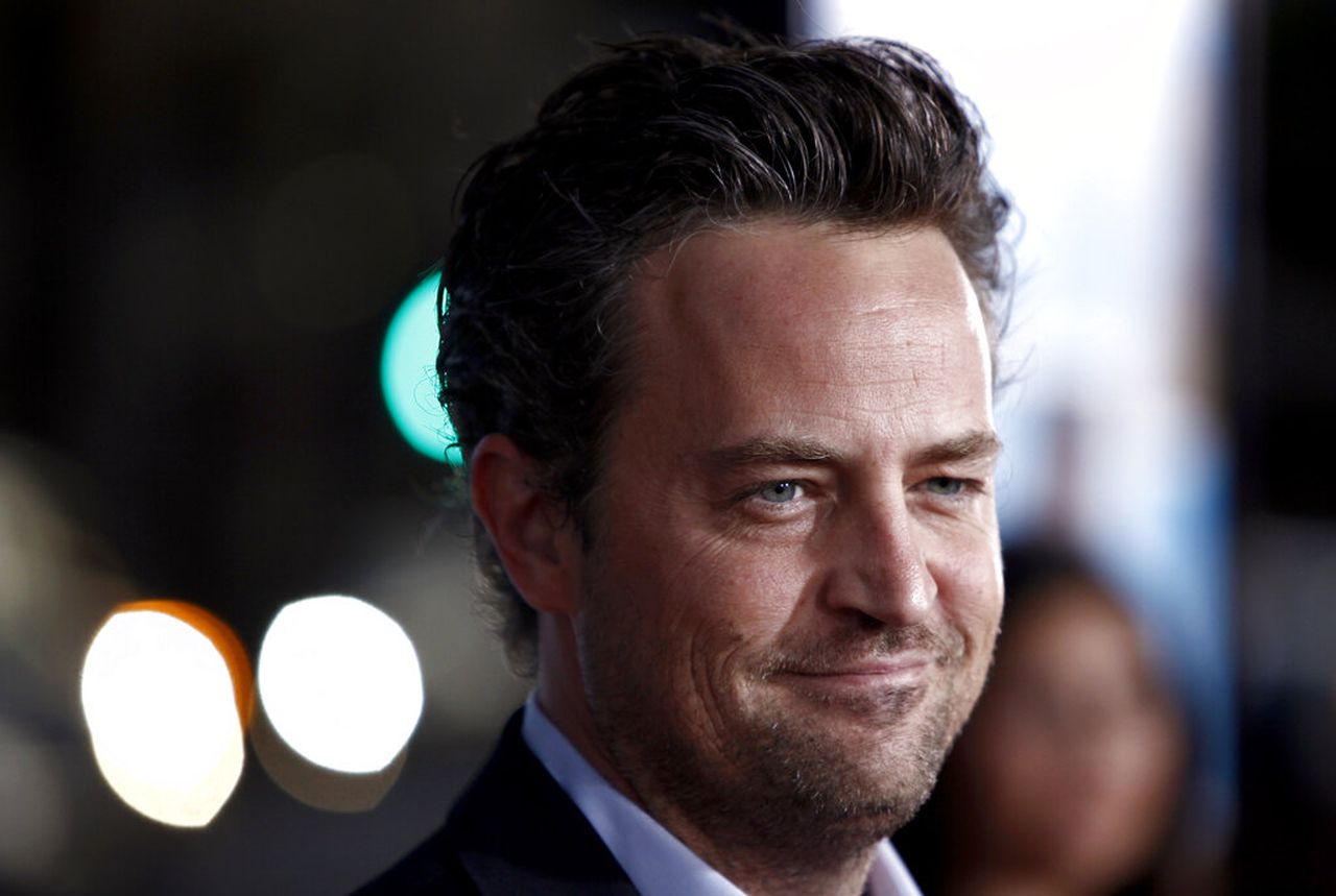 Celebrities react to ‘Friends’ star Matthew Perry’s death