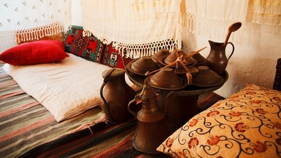 Home decor ideas: Tips to incorporate traditional Indian crafts into modern interior design