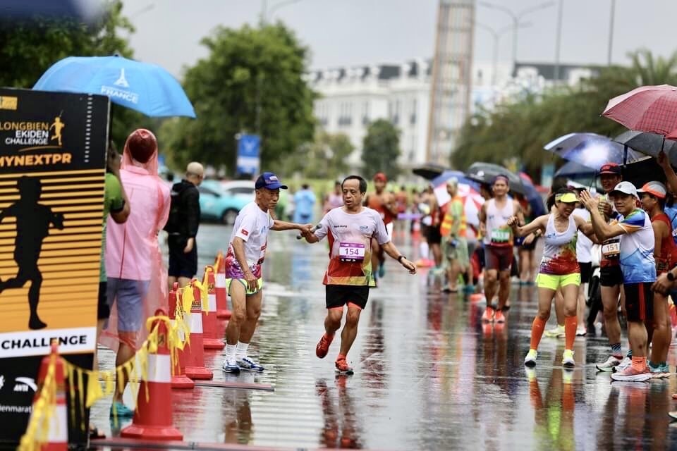 Bí quyết giúp U70 chạy 10km mỗi ngày, liên tiếp giật giải marathon