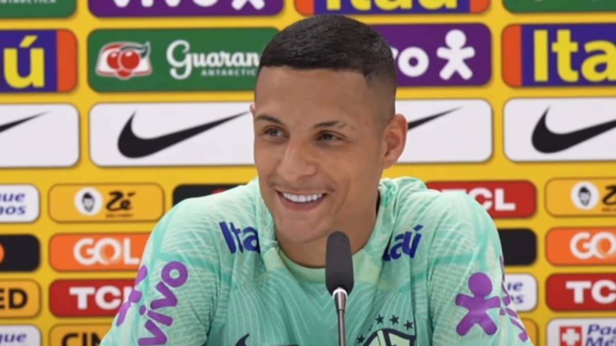 Arana revela qual ex-jogador da Seleção é sua referência no futebol