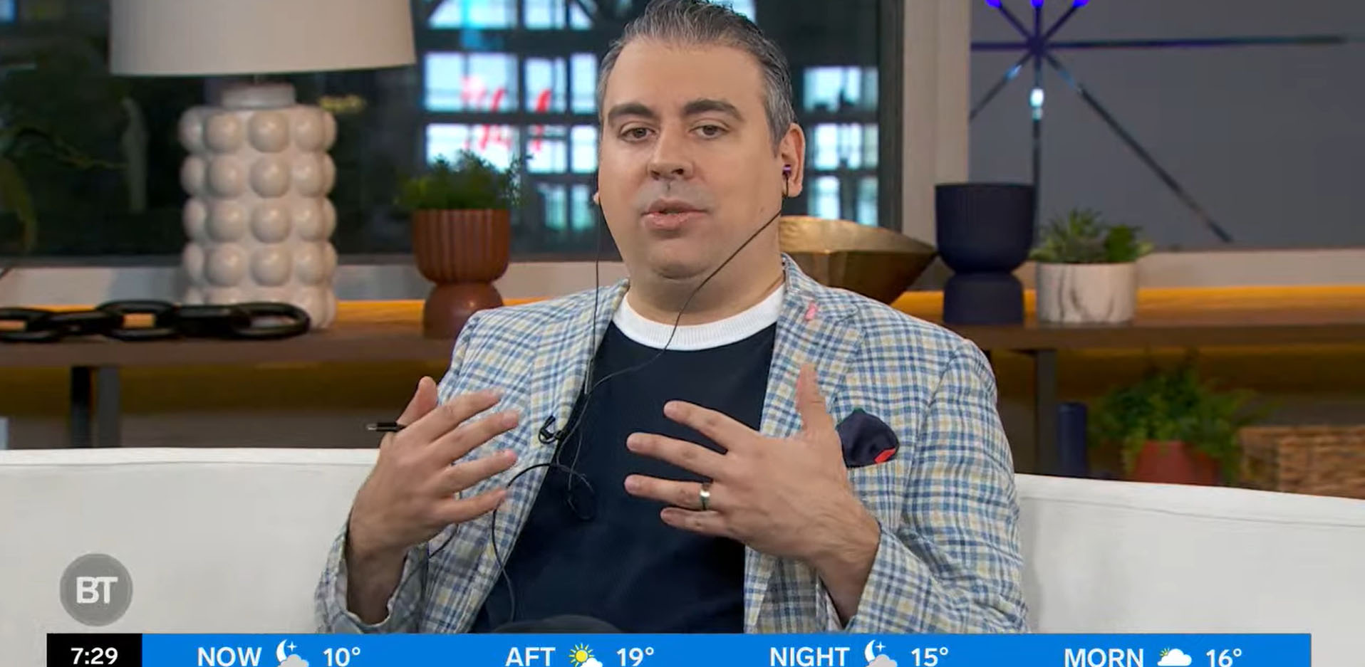 Breakfast Television’s Sid Seixeiro puts in headphones after clash with Tammie