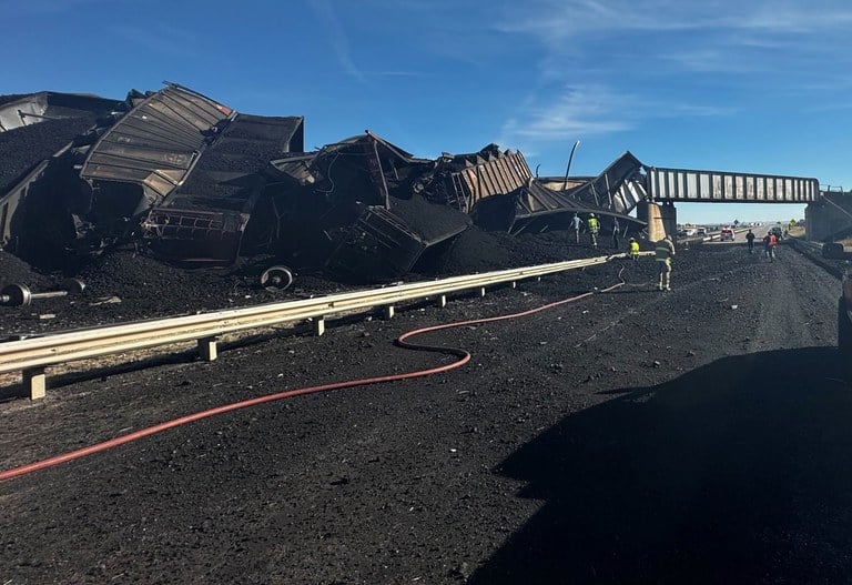 I-25 remains closed in both directions north of Pueblo