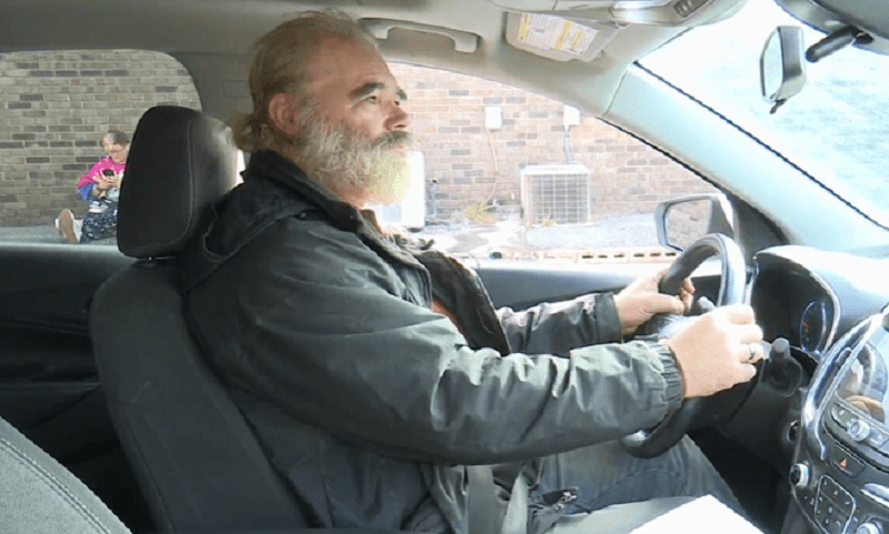 Alabama man gifted car after walking 2 hours to work every day
