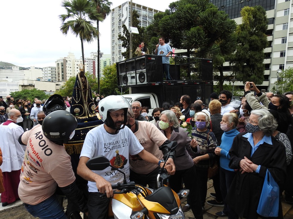 Nossa Senhora Aparecida: Procissão de Motociclistas se torna patrimônio cultural de Juiz de Fora