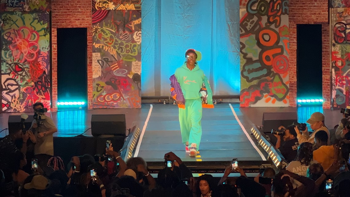 Howard threw it back with nods to the 90s, dressed to the 9s, at this year’s student fashion show