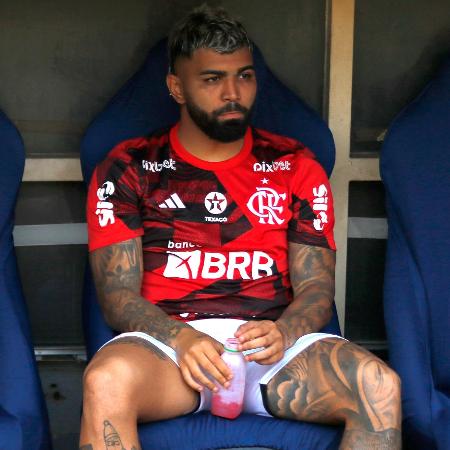 Gabigol segue no banco do Flamengo contra o Corinthians; veja escalação