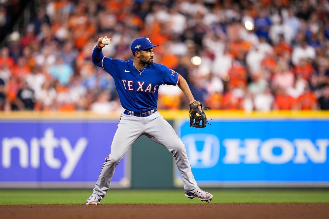 K-pop group STAYC in concert wardrobe mix-up involving wrong Rangers jerseys in Dallas