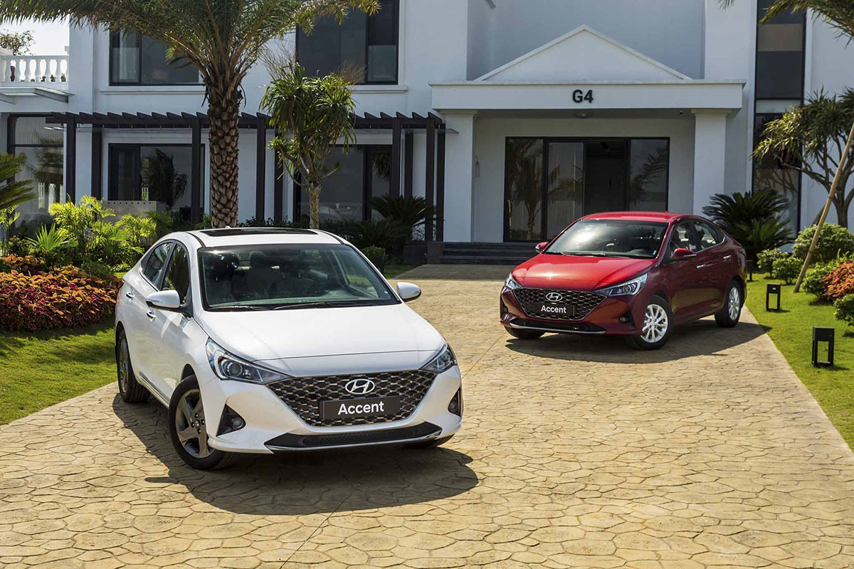 Top xe sedan giá rẻ tháng 9/2023: Vios gây bất ngờ nhưng chưa vượt được Accent