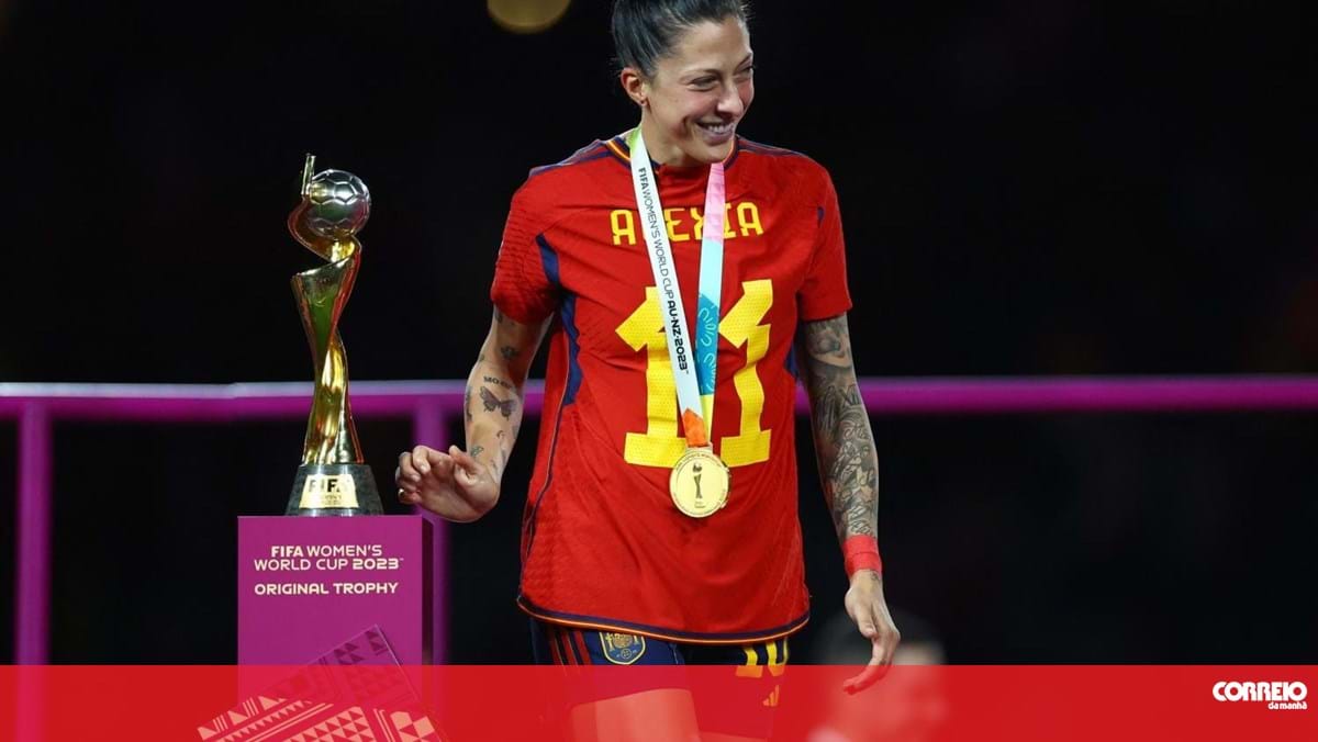 “Baixeza humana”: Diretor da seleção espanhola de futebol feminino critica Jenni Hermoso na polémica com Rubiales