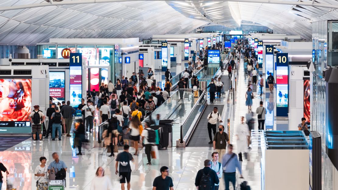 Your 2023 guide to holiday travel, with tips from our experts
