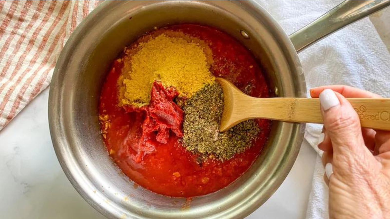 Nutritional Yeast Is The Key Ingredient For More Flavorful Pizza Sauce