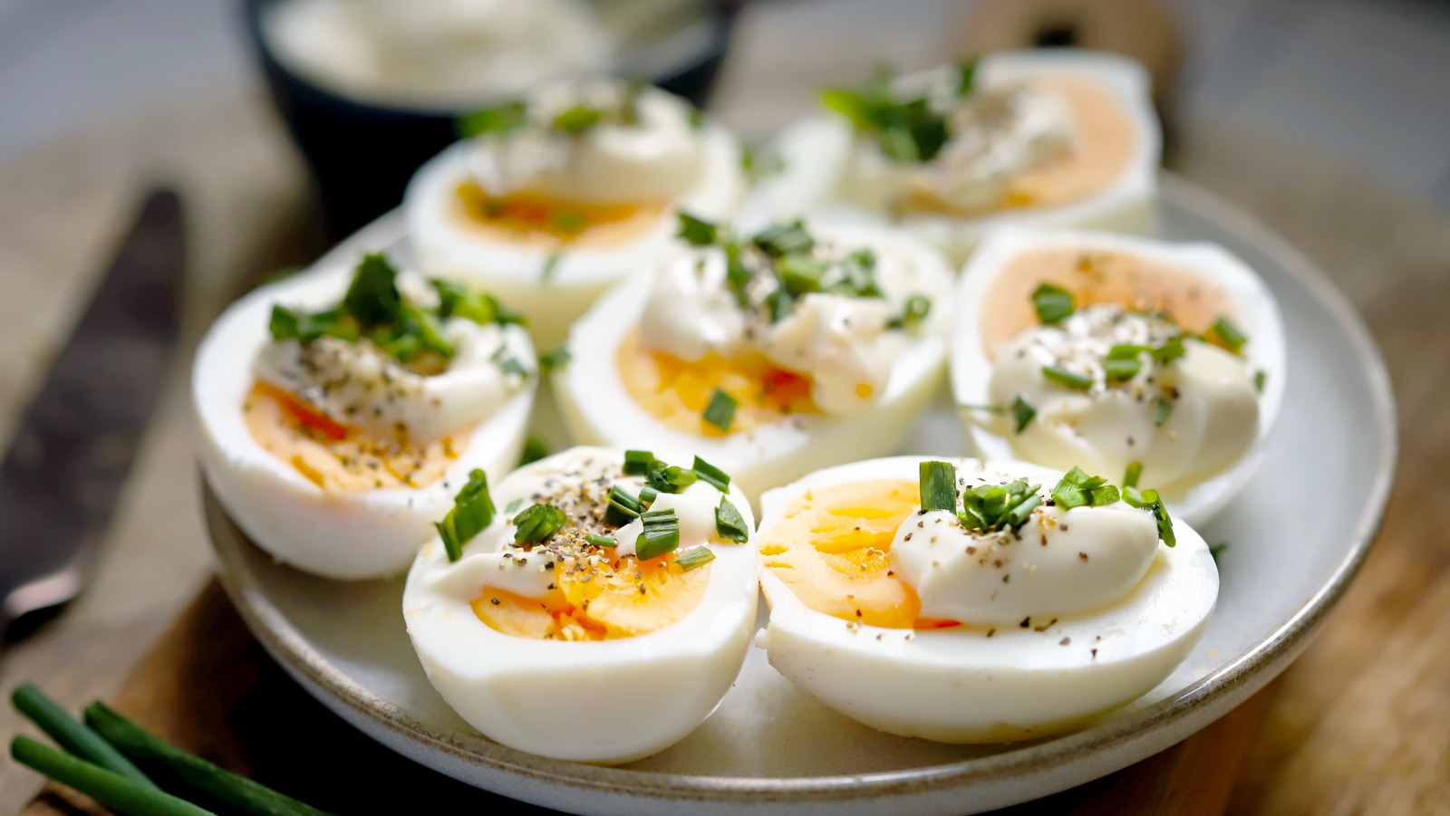 12 Tips To Make Cutting Hard-Boiled Eggs Much Easier