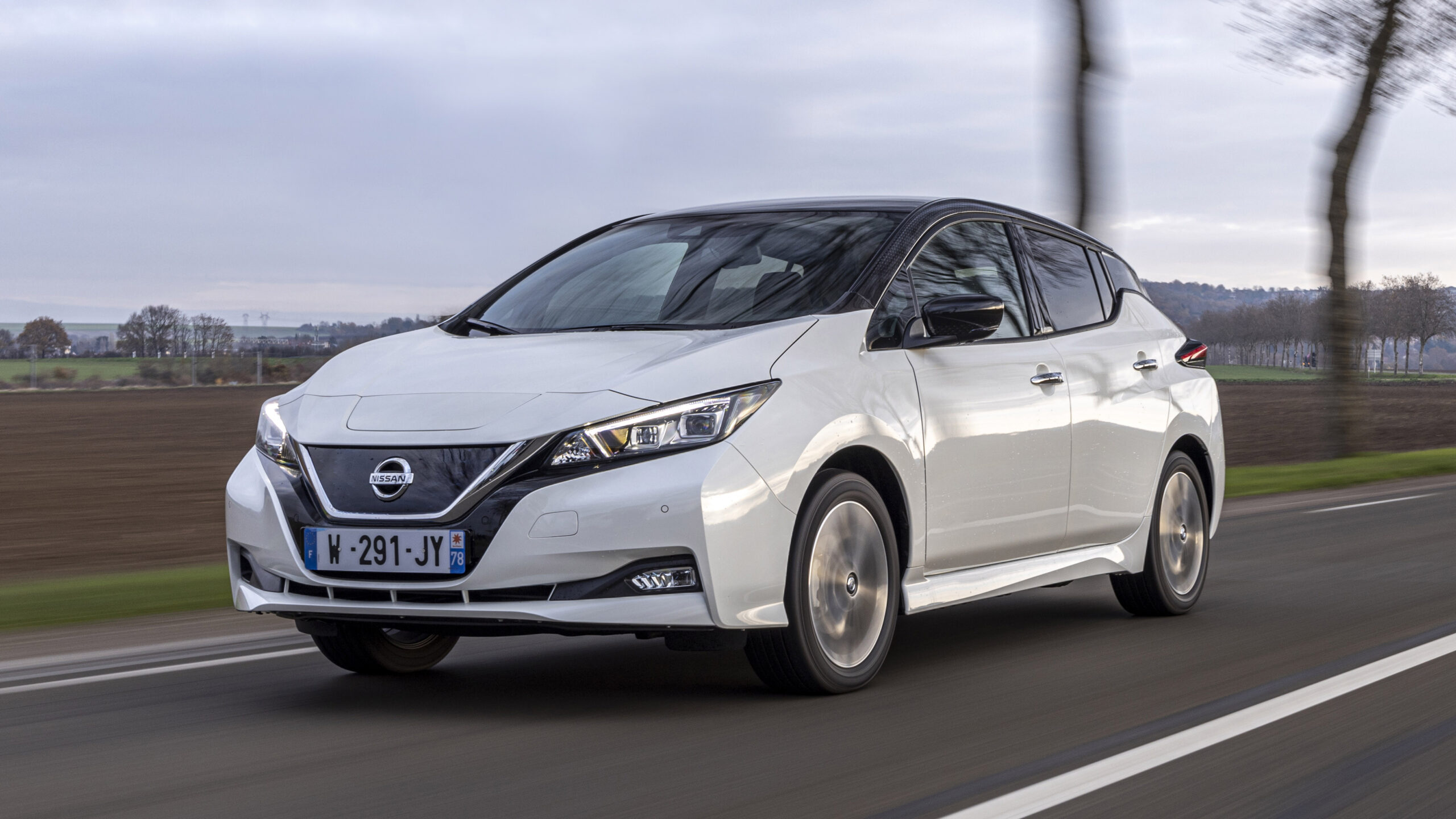 Nissan Leaf là xe ô tô điện rẻ nhất tại Mỹ