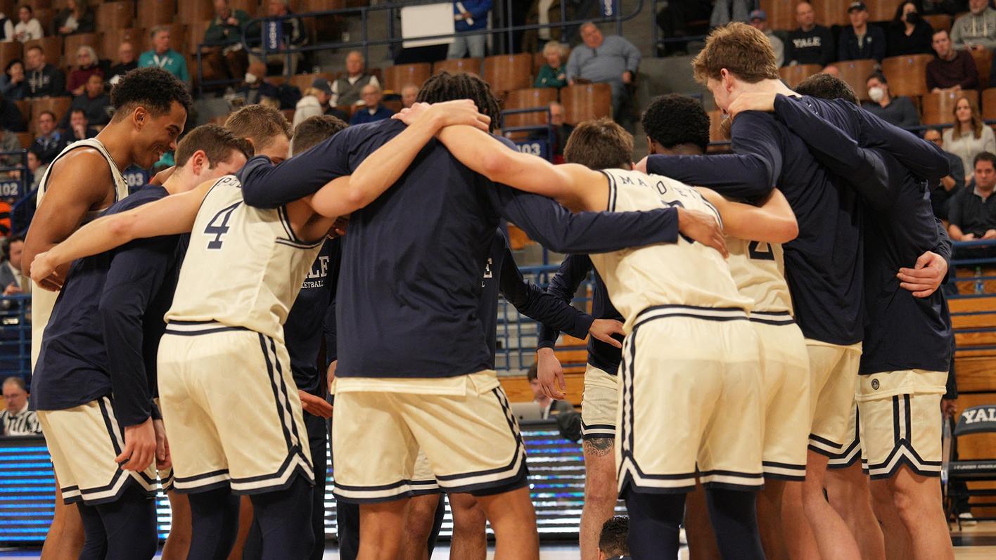 MEN’S BASKETBALL: Yale picked first in preseason poll