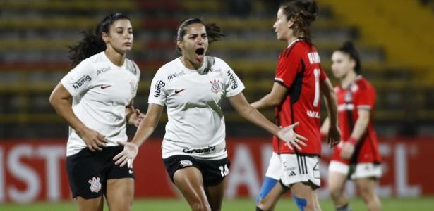 Corinthians sofre, mas estreia com vitória na Libertadores feminina