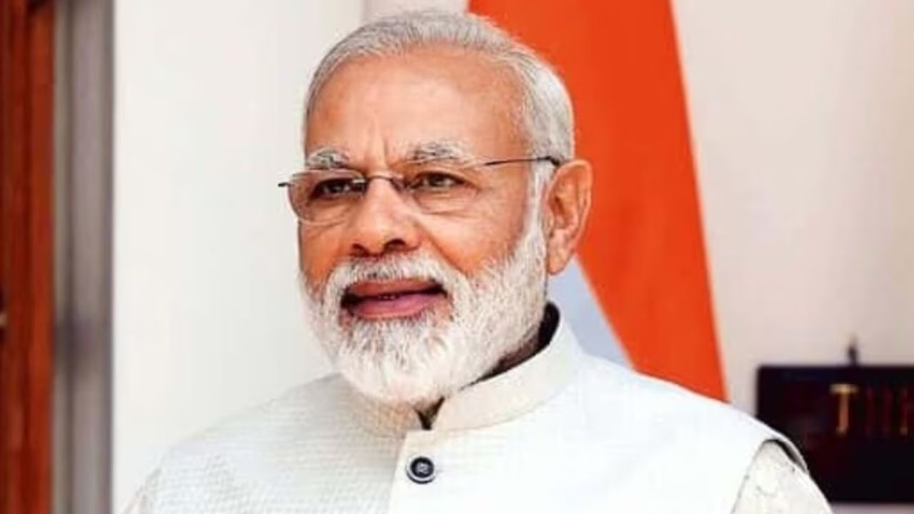 IMC 2023: पीएम मोदी ने किया इंडिया मोबाइल कांग्रेस का उद्घाटन, भारत मंडपम में तीन दिन चलेगा प्रोग्राम