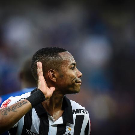 Itália abre brecha e amigos de Robinho podem ser julgados sem notificação