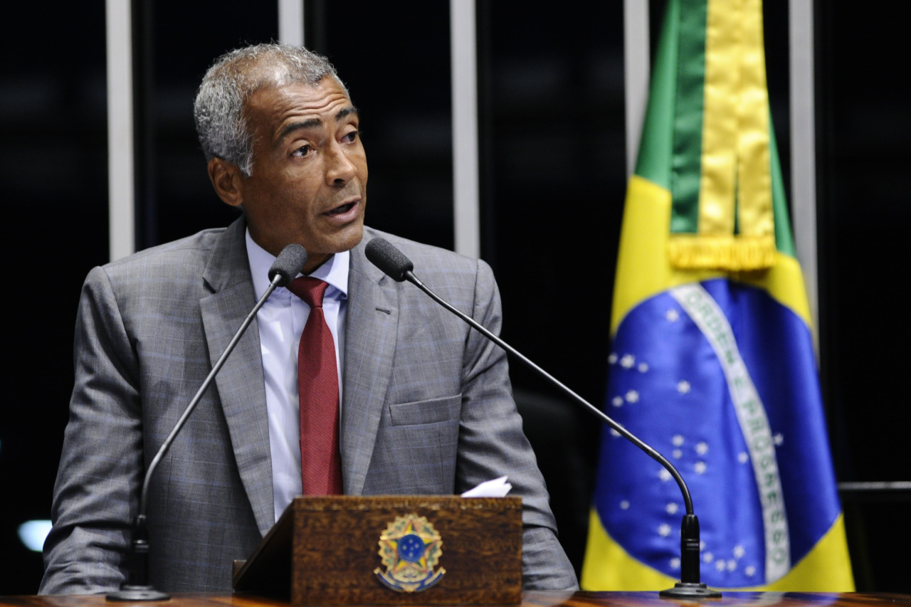 Senado discute profissionalização da arbitragem no futebol brasileiro