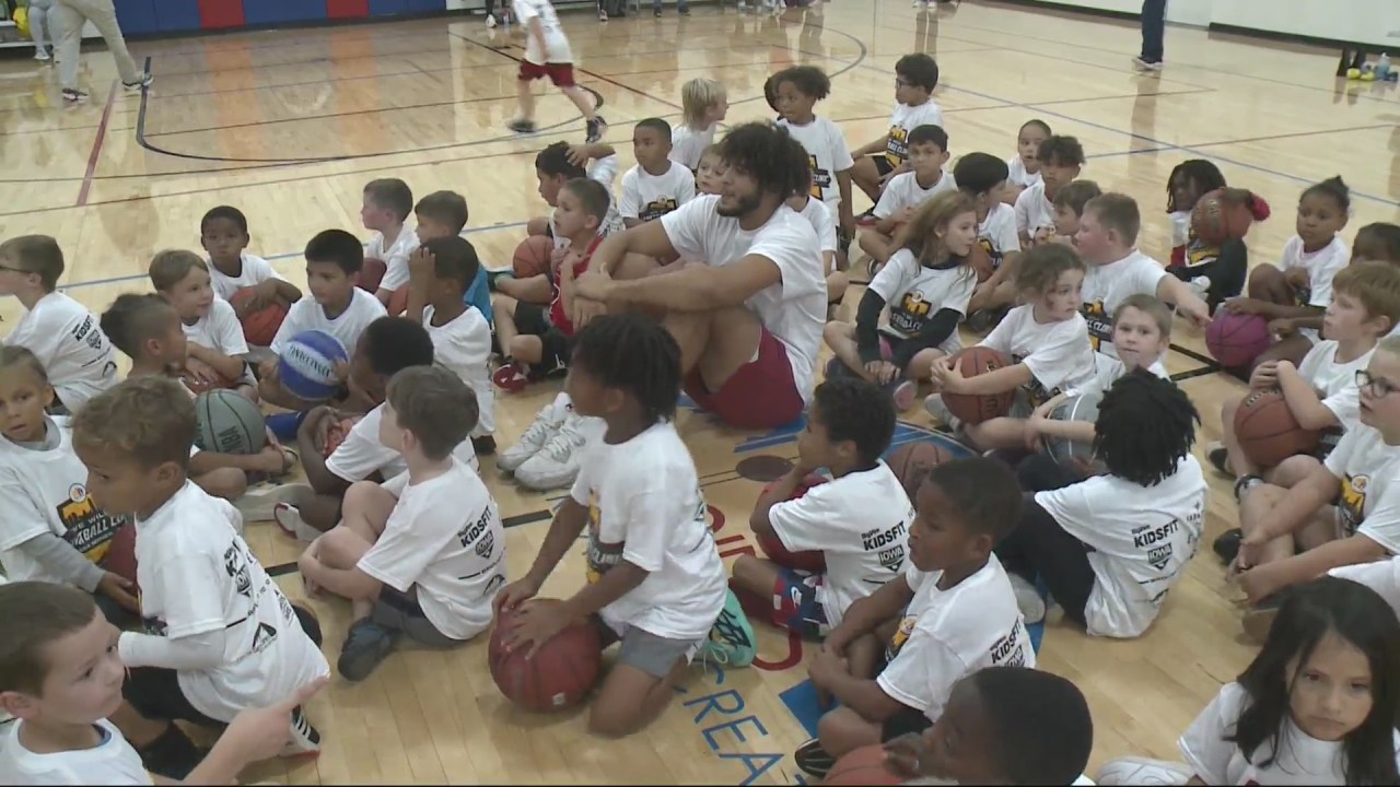 Cyclone basketball clinic makes big impression on Des Moines’ south side