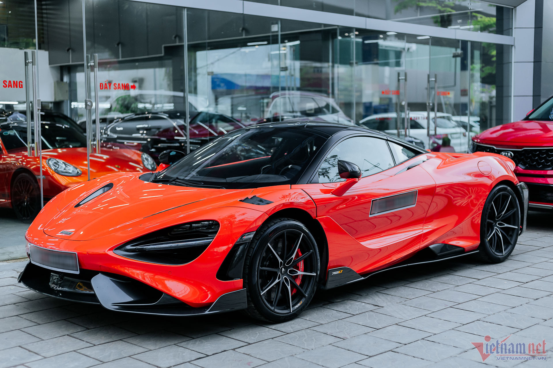 Số phận hẩm hiu của siêu xe triệu đô McLaren 765LT tại Việt Nam