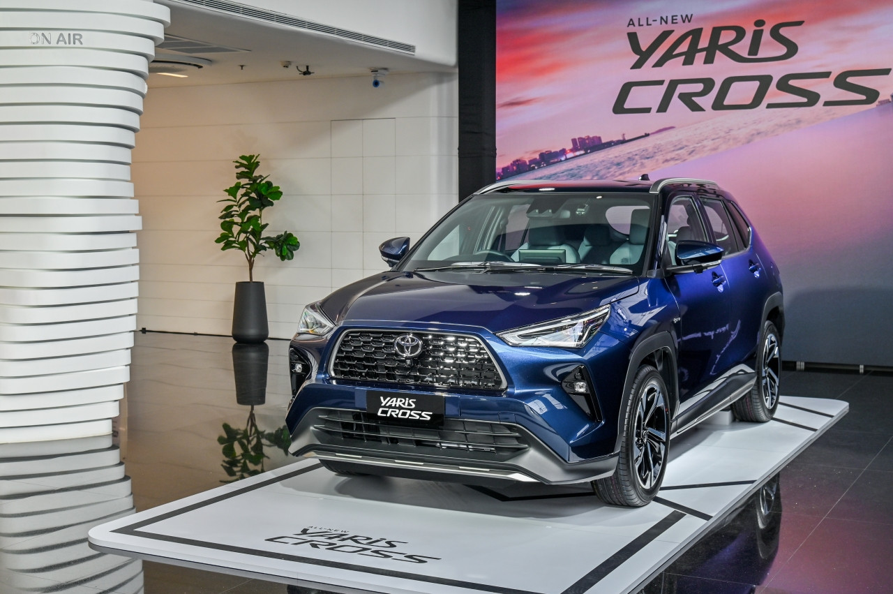 รถใหม่ 2023 Toyota Yaris Cross เปิดตัวอย่างเป็นทางการแล้ว มีเฉพาะเครื่อง Hybrid ในราคาเริ่มต้น 789,000 บาท