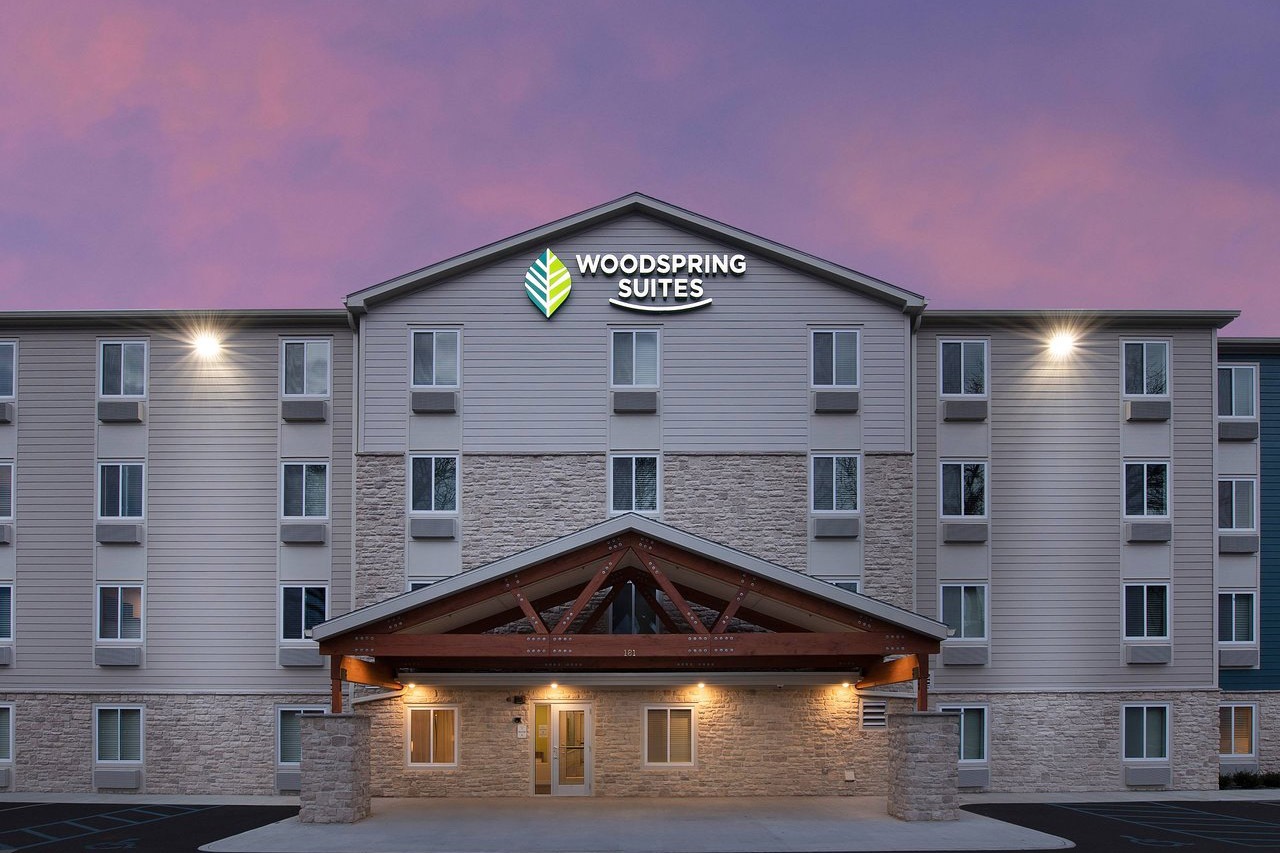 Extended-Stay Hotel Success Depends on Location, Travel Segment and Discipline