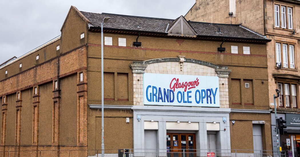 Scottish Country Music Venue Ends Display of Confederate Flag