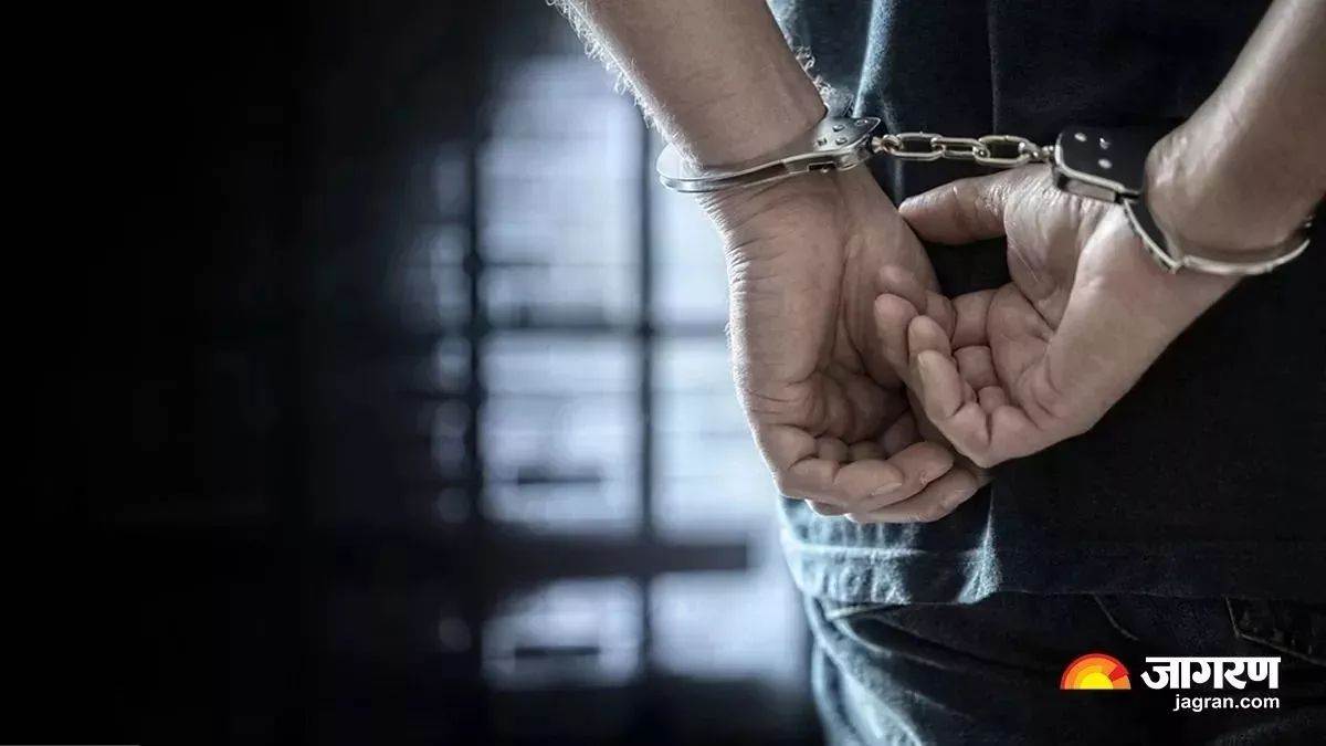 Jharkhand Crime News: घूस लेते रंगे हाथों पकड़ा गया ASI, ऑटो छोड़ने के बदले मांगे थे रुपये; ACB ने दबोचा – ASI caught red handed taking bribe for money in return for release auto ACB take action in Dumka