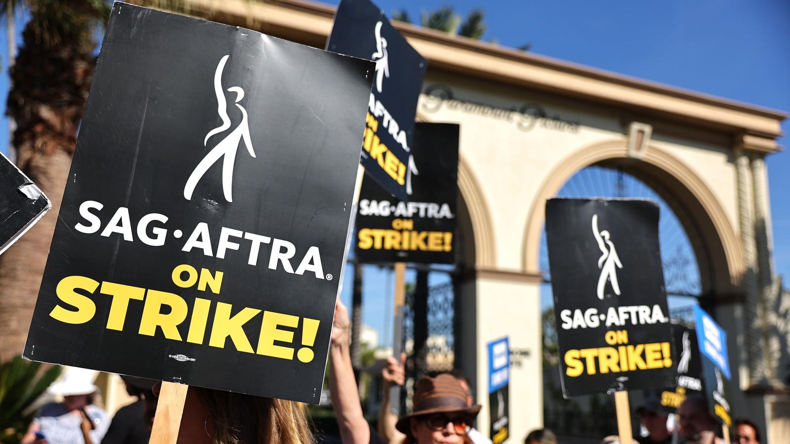 Actors’ Strike Continues: Here’s What’s Holding Up Negotiations, Including Artificial Intelligence