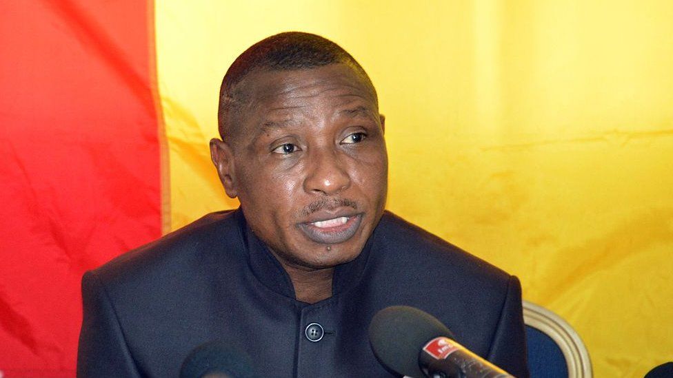 Moussa Dadis Camara: Guinea ex-ruler sprung from jail by armed men